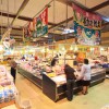 お魚市場店内